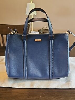 👜KATE SPADE Structured Navy Satchel with Gold-Tone Accents